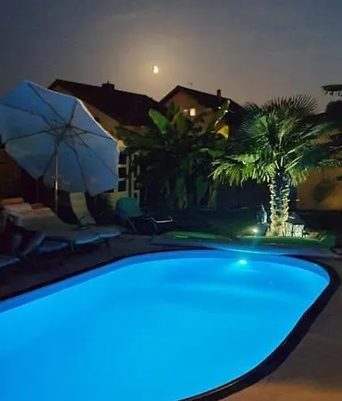 Whirlpool Baden-baden, Schwarzwald Apartamento *